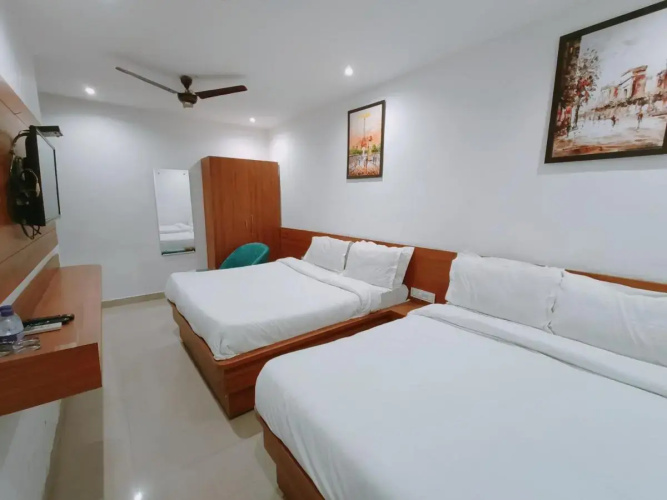 Hotel Lotus Bloom
