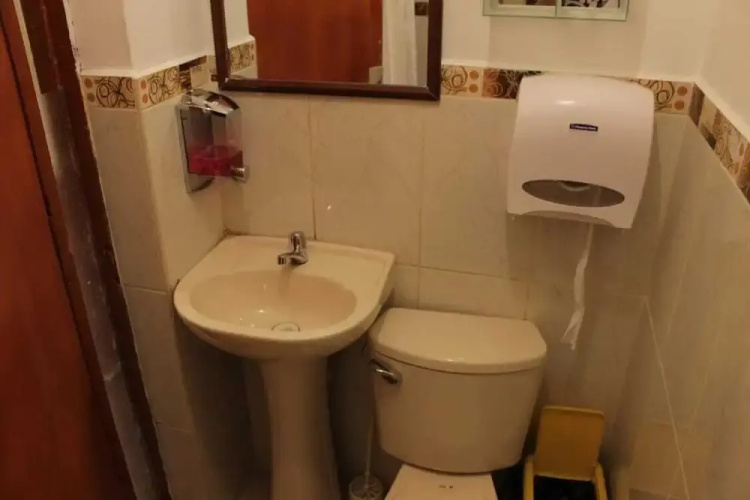 Feel at Home - Hostel