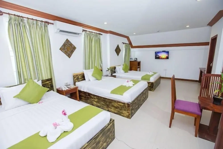 Deluxe Triple room