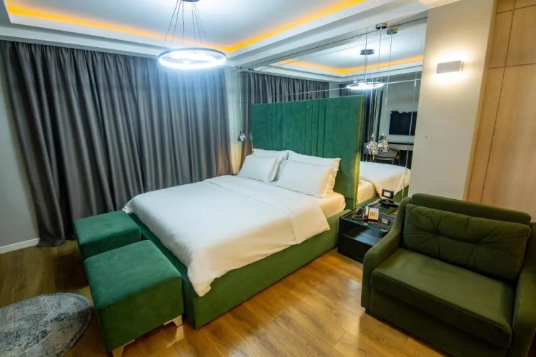 Tree Hotel Korce