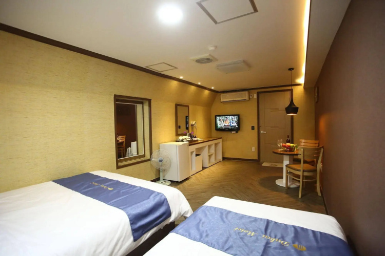 Dubai Motel