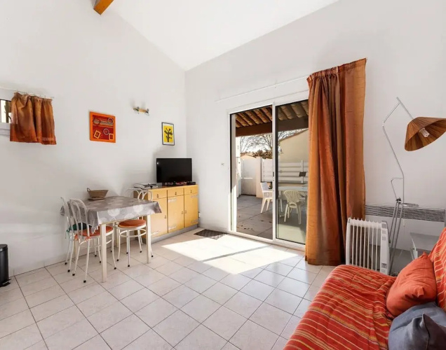 Stylish Coastal Hideaway, Agde