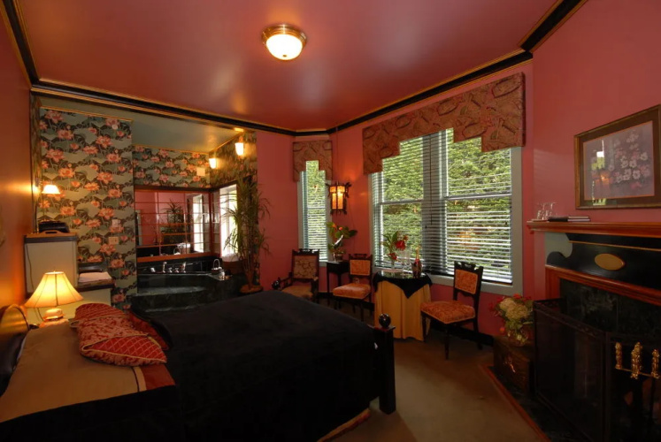Humboldt House B&b