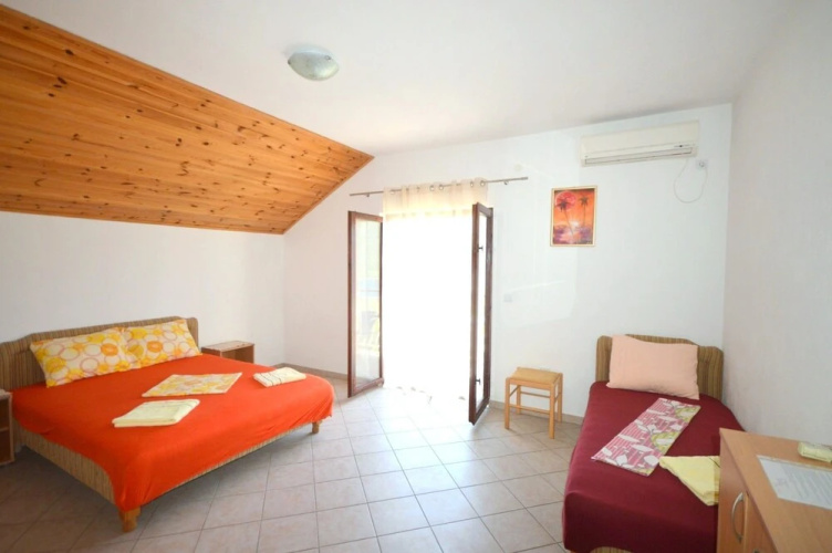 Vavic Apartments