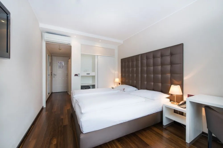 Pakat City Hotel