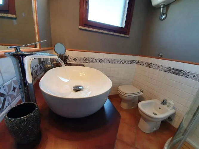 2 Bedrooms Cottage