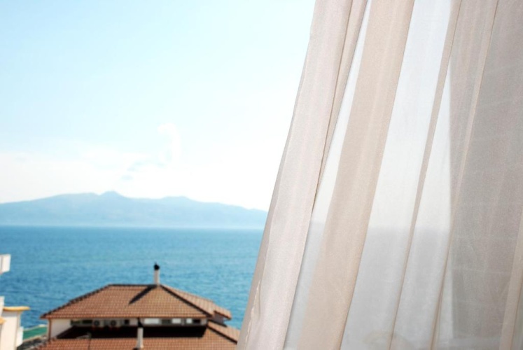 Studio with balcony and with view