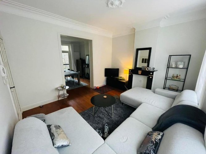 2 Bedrooms Villa