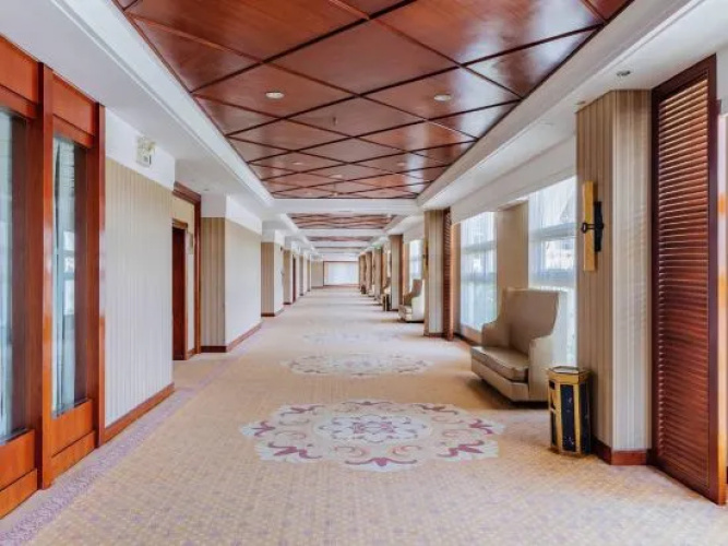 Lianhu Resort