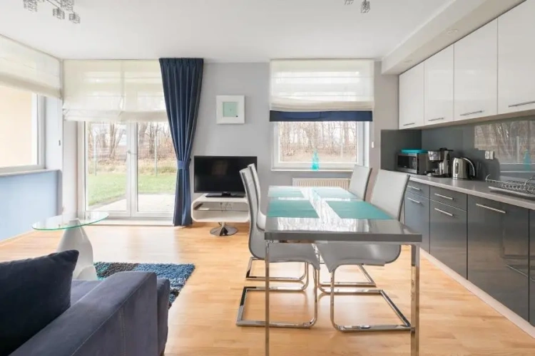 2 Bedrooms Apartment