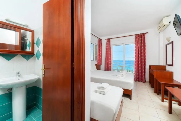 Triple Studio with sea view