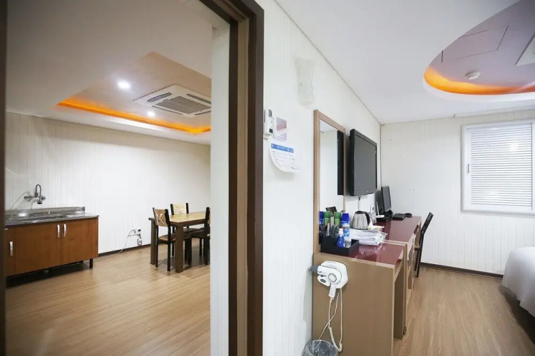 Seosan (Daesan) Green Hotel