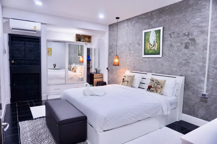 P'Ja House