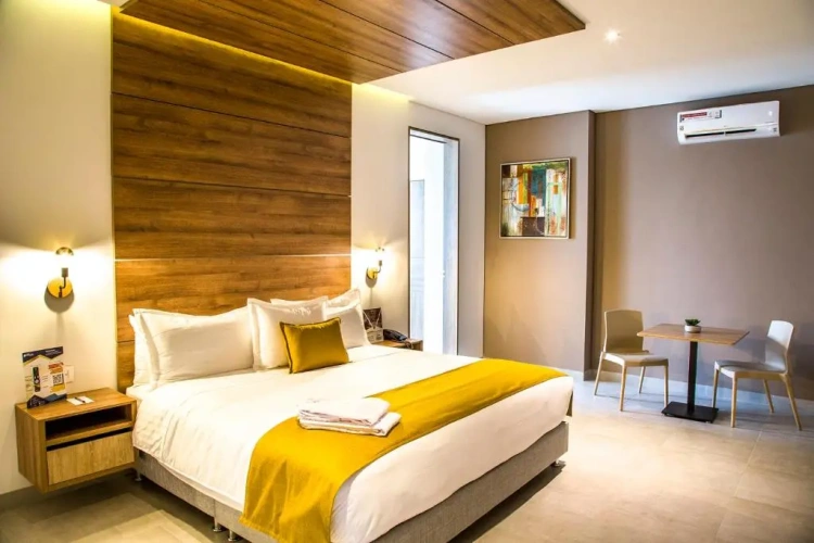 Deluxe Suite