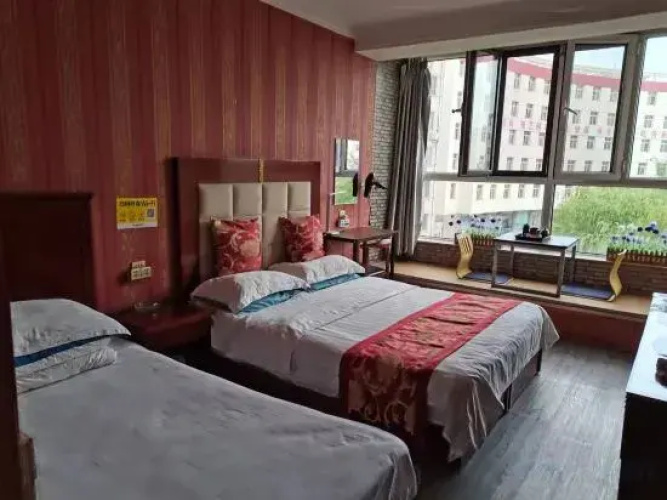Chengde Shengfubao Hotel