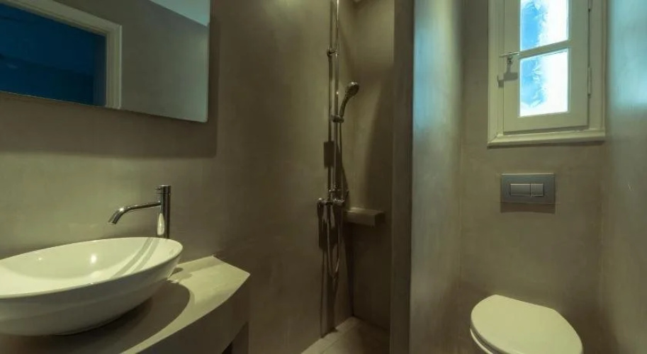 Aphrodite Hotel & Apartments