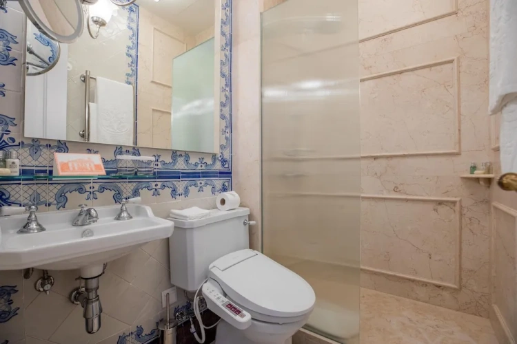 Small Double room