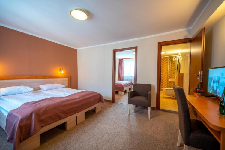 2 Bedrooms Premium Quadruple room