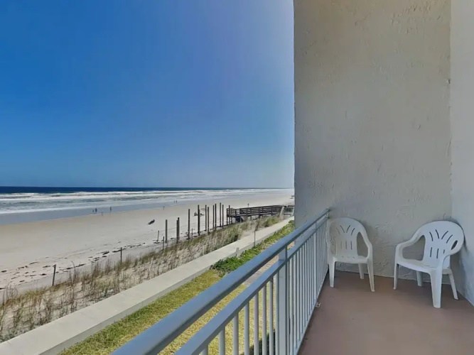Trade Winds 31 by Distinctive Beach Rentals