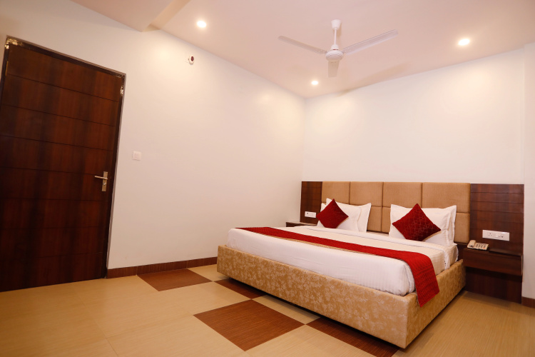 Hotel Dolphin International