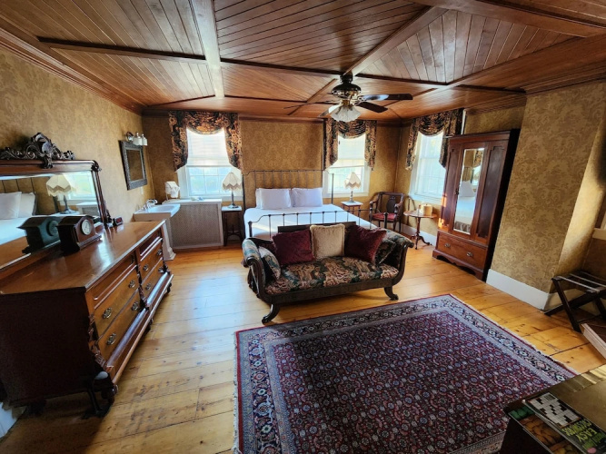 Arlington Inn