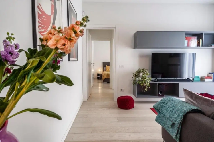 2 Bedrooms Apartment