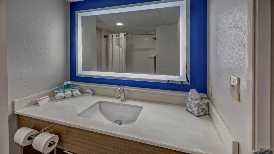 Quadruple Suite
