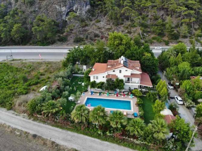 Günlü Pansi̇yon Göcek
