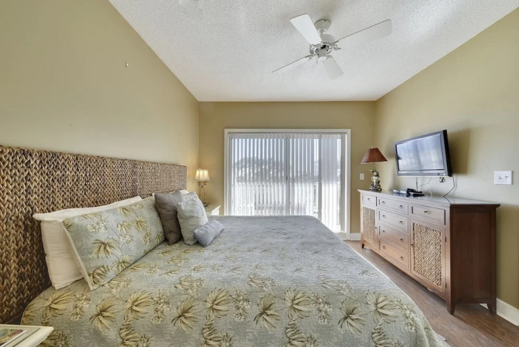 Hampton Place 6308
