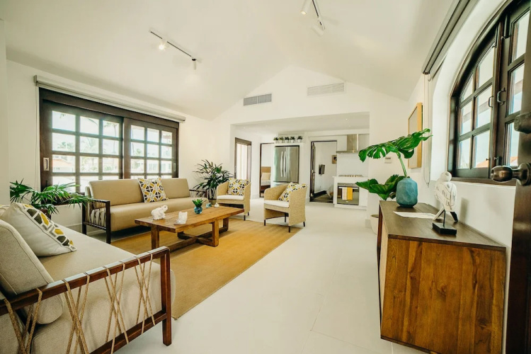Residence by G Villa Long Beach