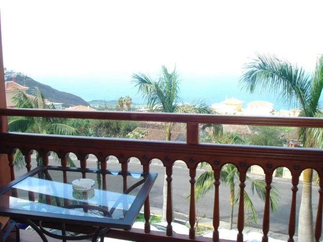 1 Bedroom Apartment with sea view