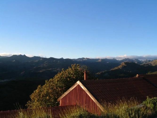 4 Bedrooms Cottage with view