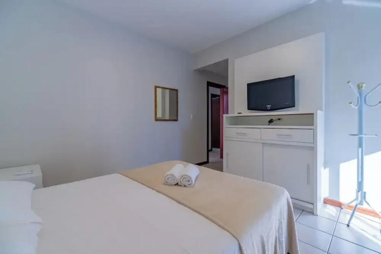 Apt w/ Balcony 150m From Sea Meia Praia Rcb405