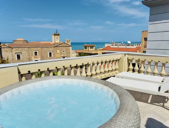 Luxury Double Apartment with sea view