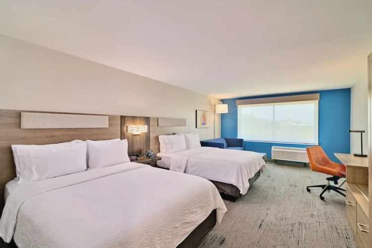 Quadruple Suite