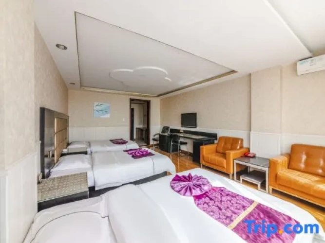 Deluxe Triple room
