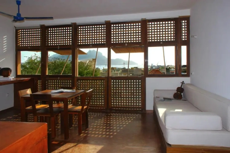 Apartment with sea view
