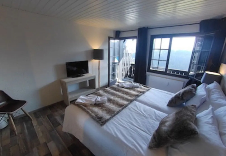 Champoussin Lodge