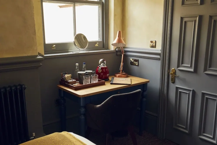 Classic Single room
