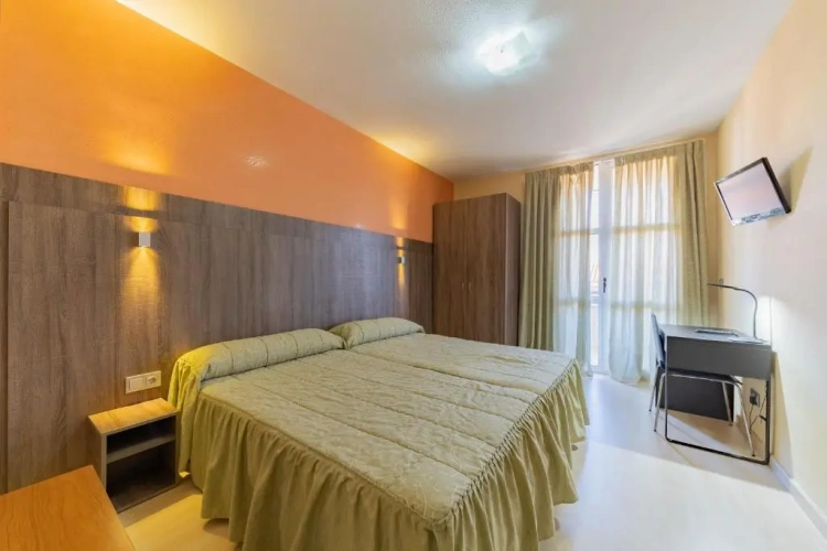 Standard Family room