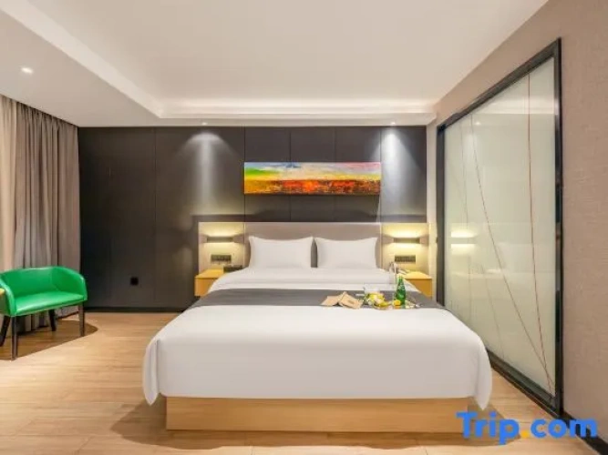 Standard Double room with view