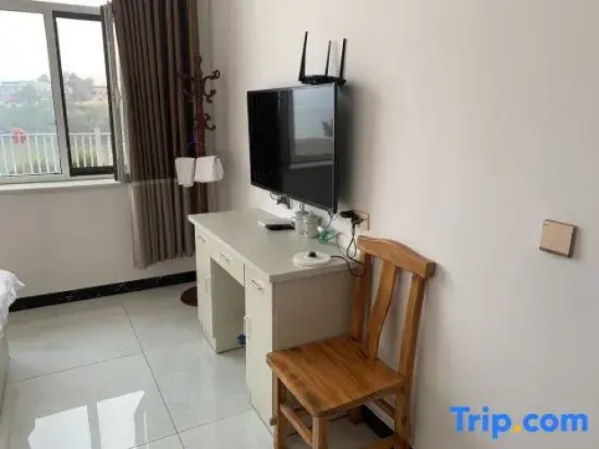 Jinghu Homestay