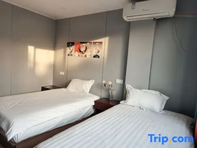 Bed in Dorm (male dorm)
