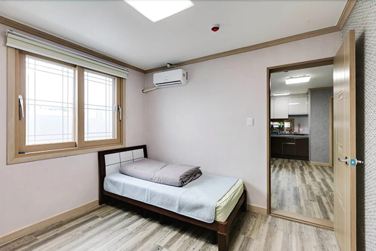 Yeosu Seongsim Pension