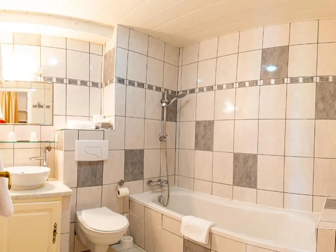 Deluxe Quadruple room