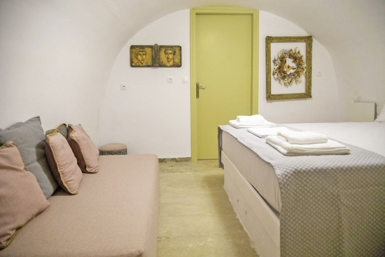 Areopolis Art Apartment