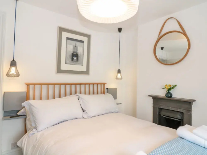 1 Jubilee Cottage
