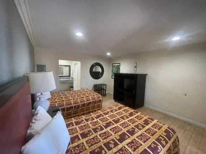 2 Bedrooms Deluxe Double room