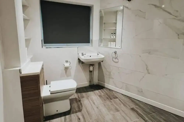 Stunning 3-bed House in Oldbury