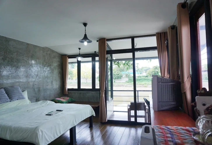 Standard room with balcony